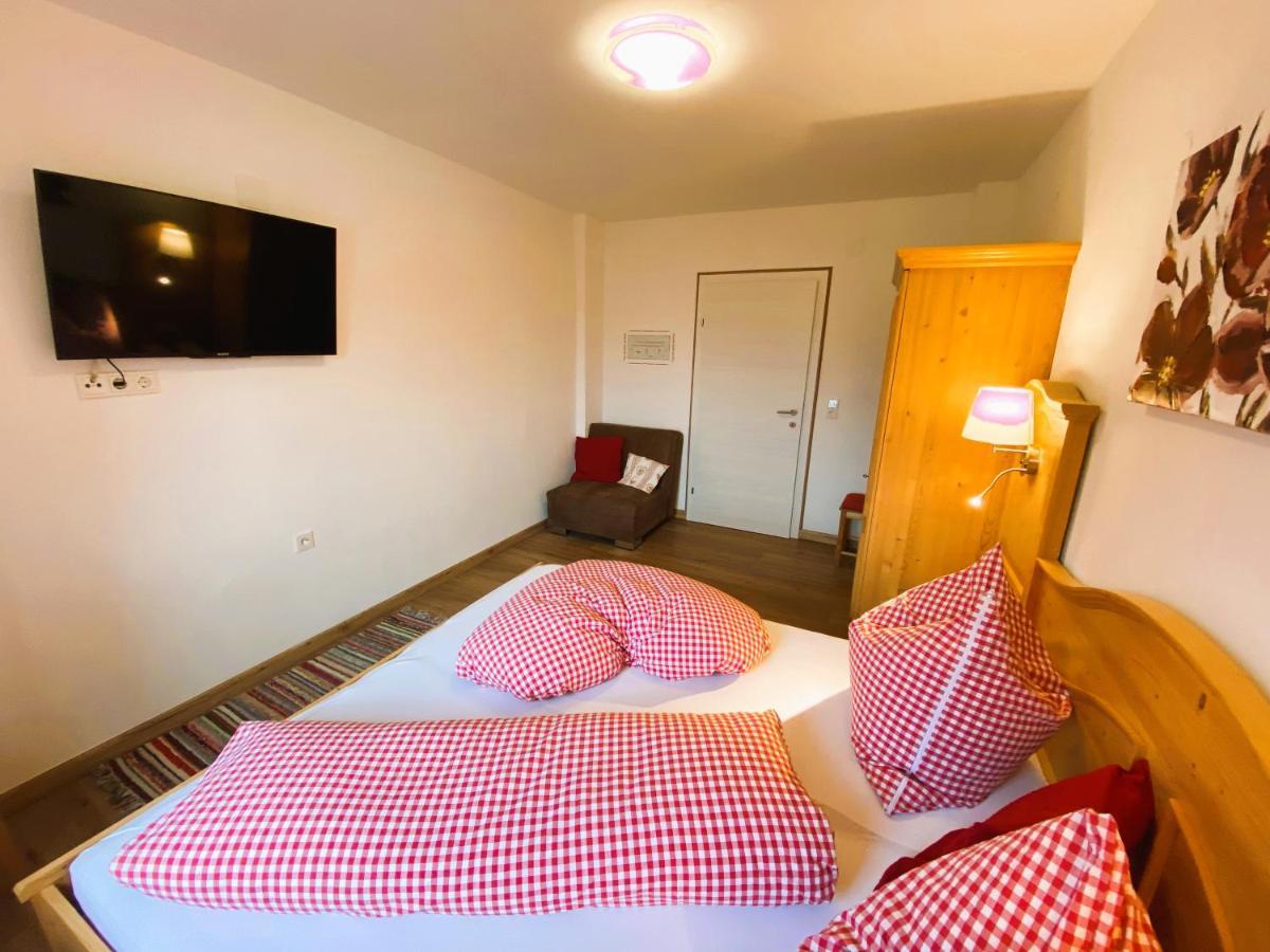 Farm stay Familienbauernhof Strassbauer *